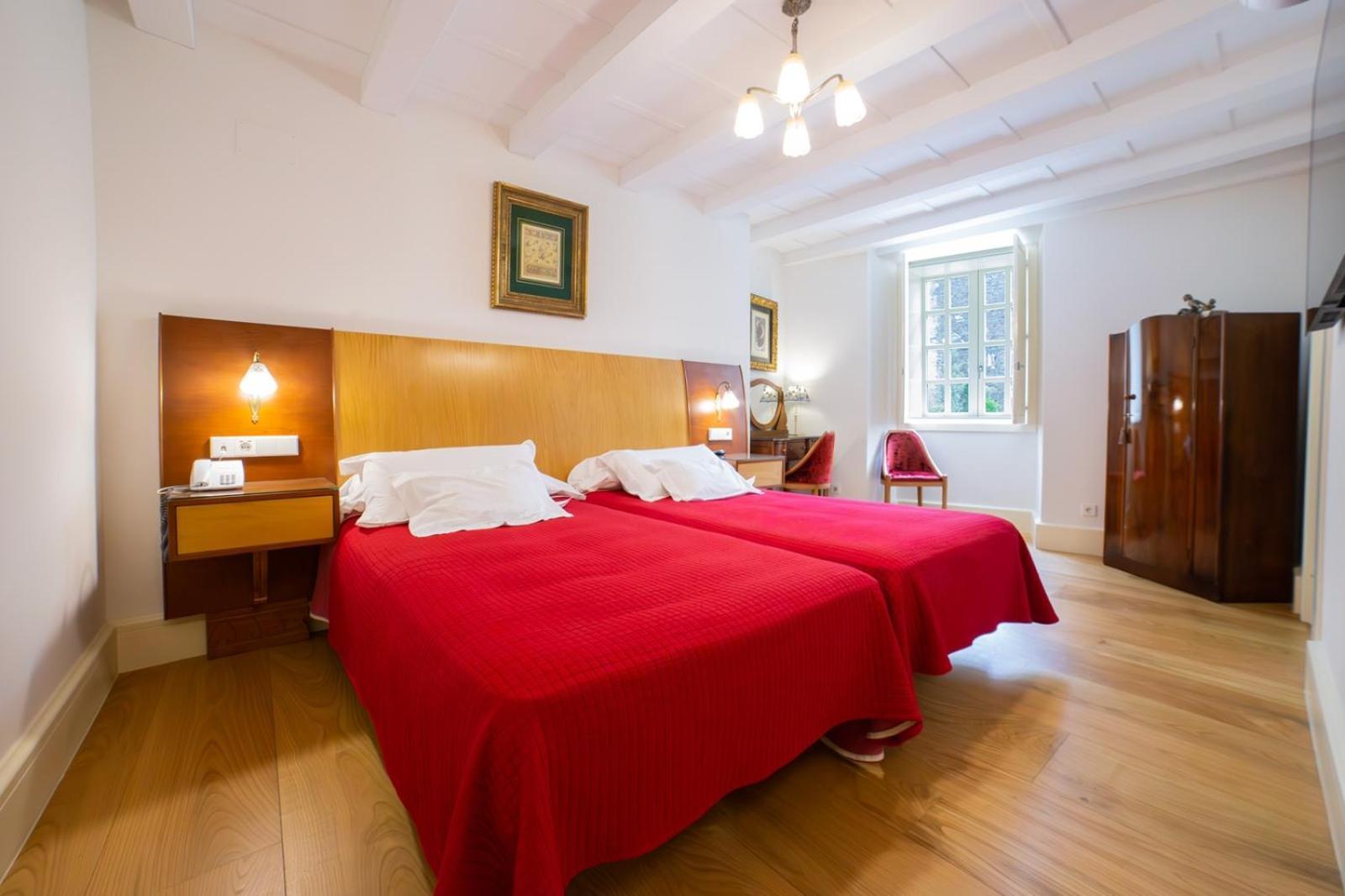 Hotel Monumento Pazo De Orban Lugo Room photo