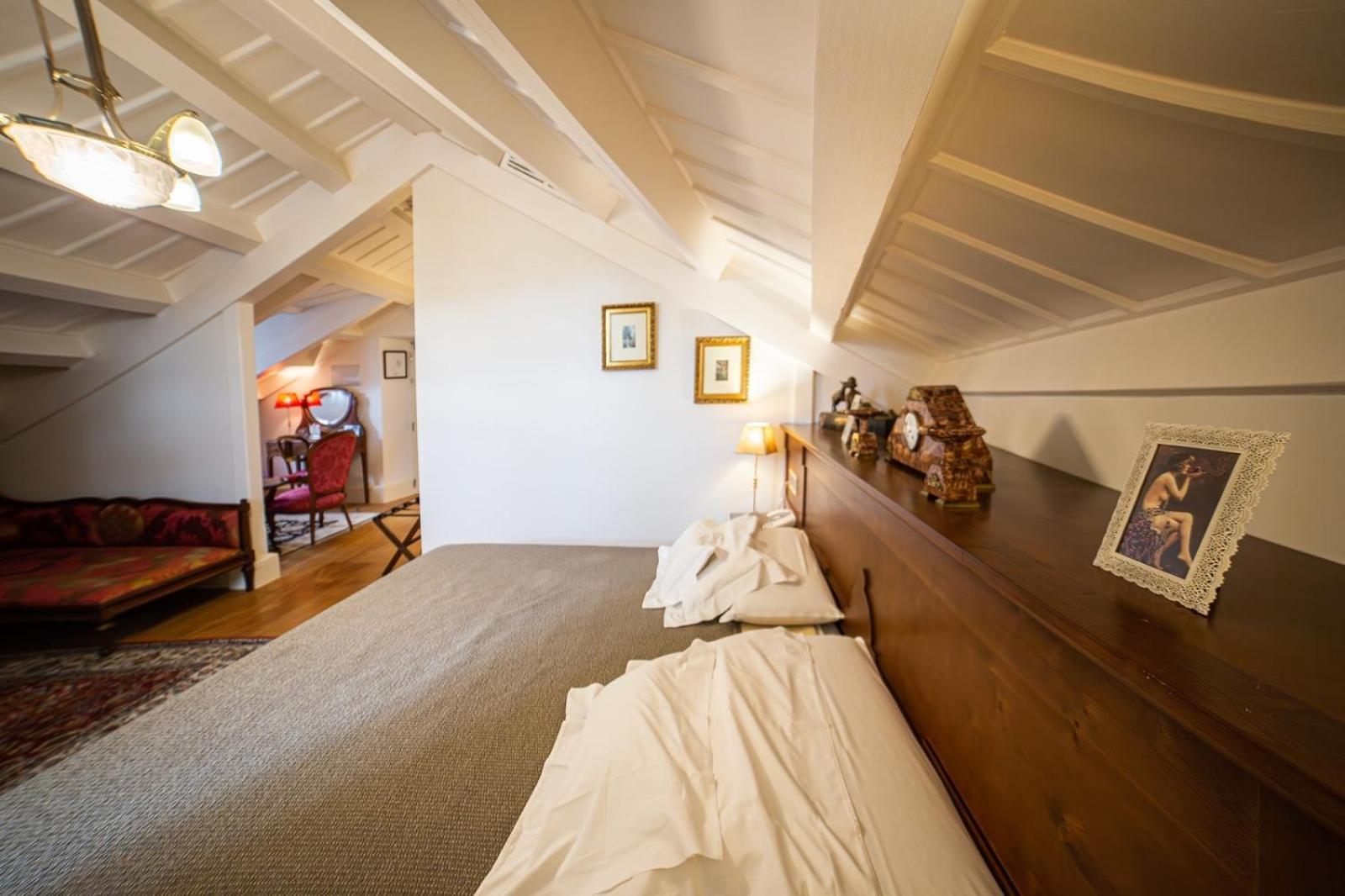 Hotel Monumento Pazo De Orban Lugo Room photo