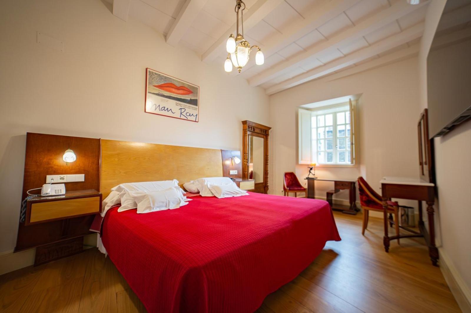Hotel Monumento Pazo De Orban Lugo Room photo