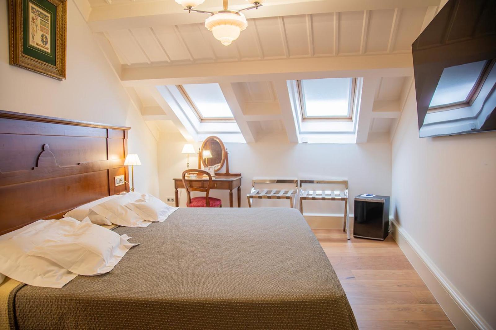 Hotel Monumento Pazo De Orban Lugo Room photo
